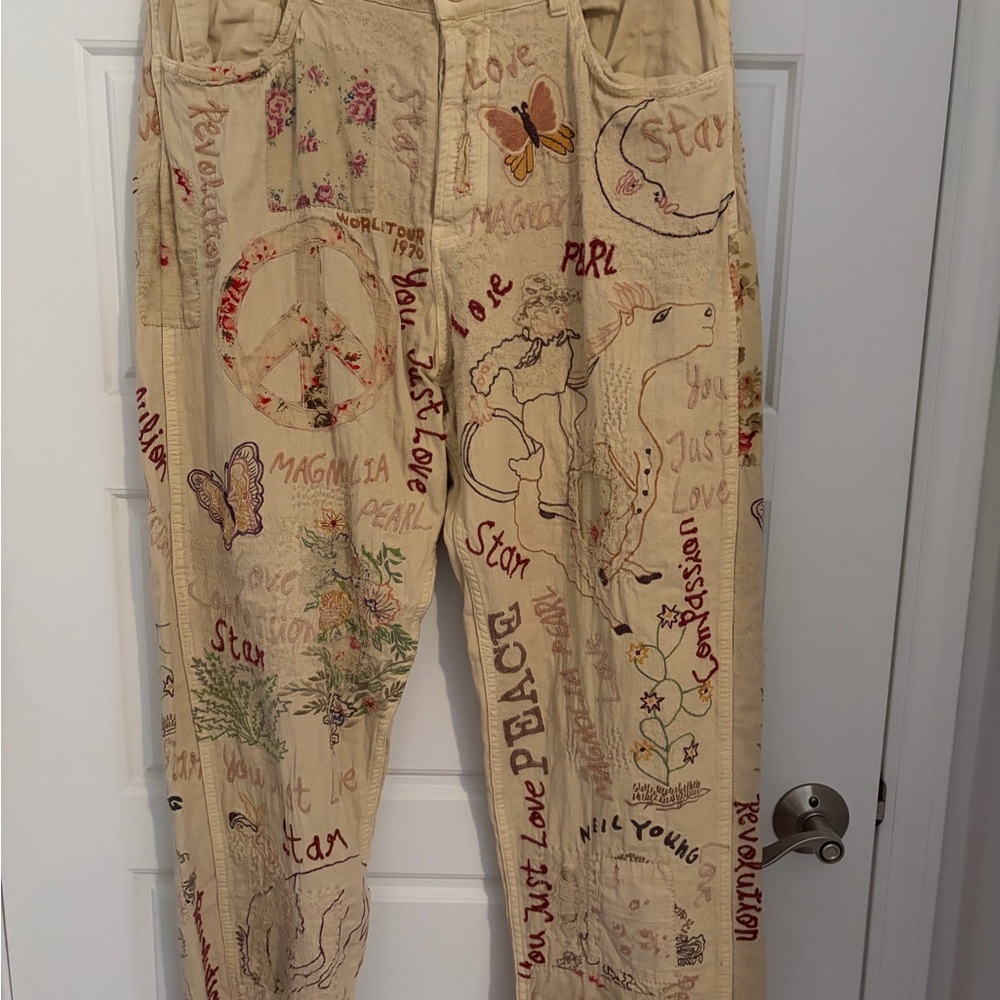 Magnolia Pearl Cream Boyfriend Jeans with Multicolor Embroidery